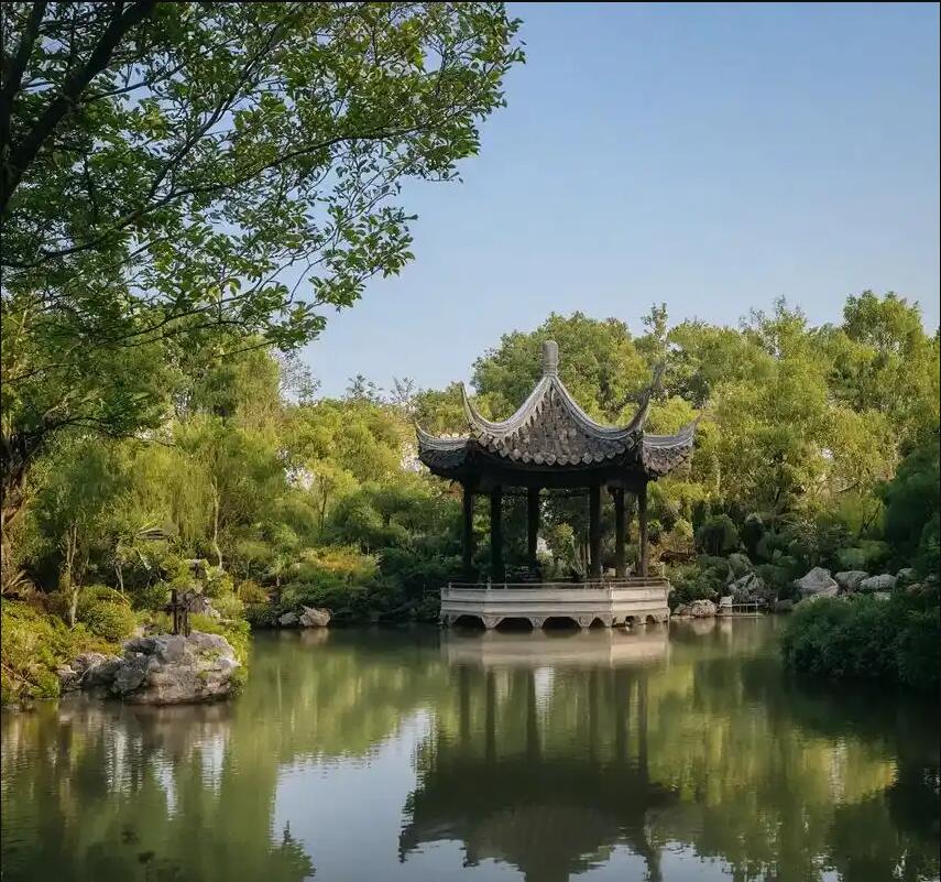 龙口夏日餐饮有限公司